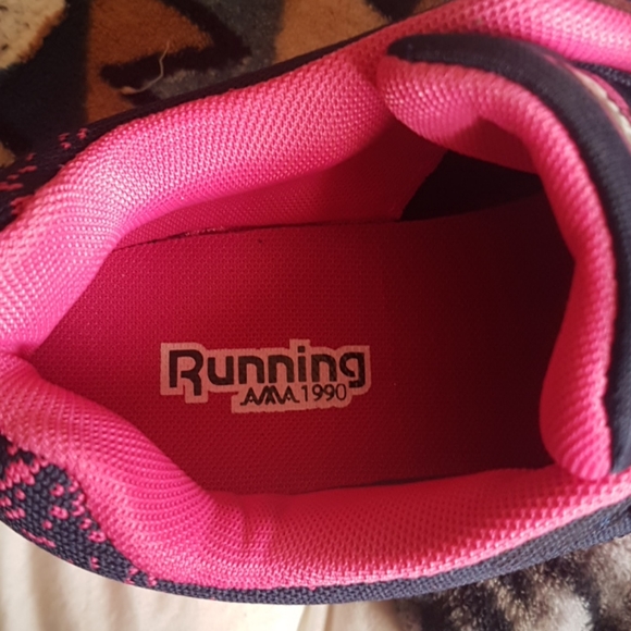 Shoes - Picture 3 of 5